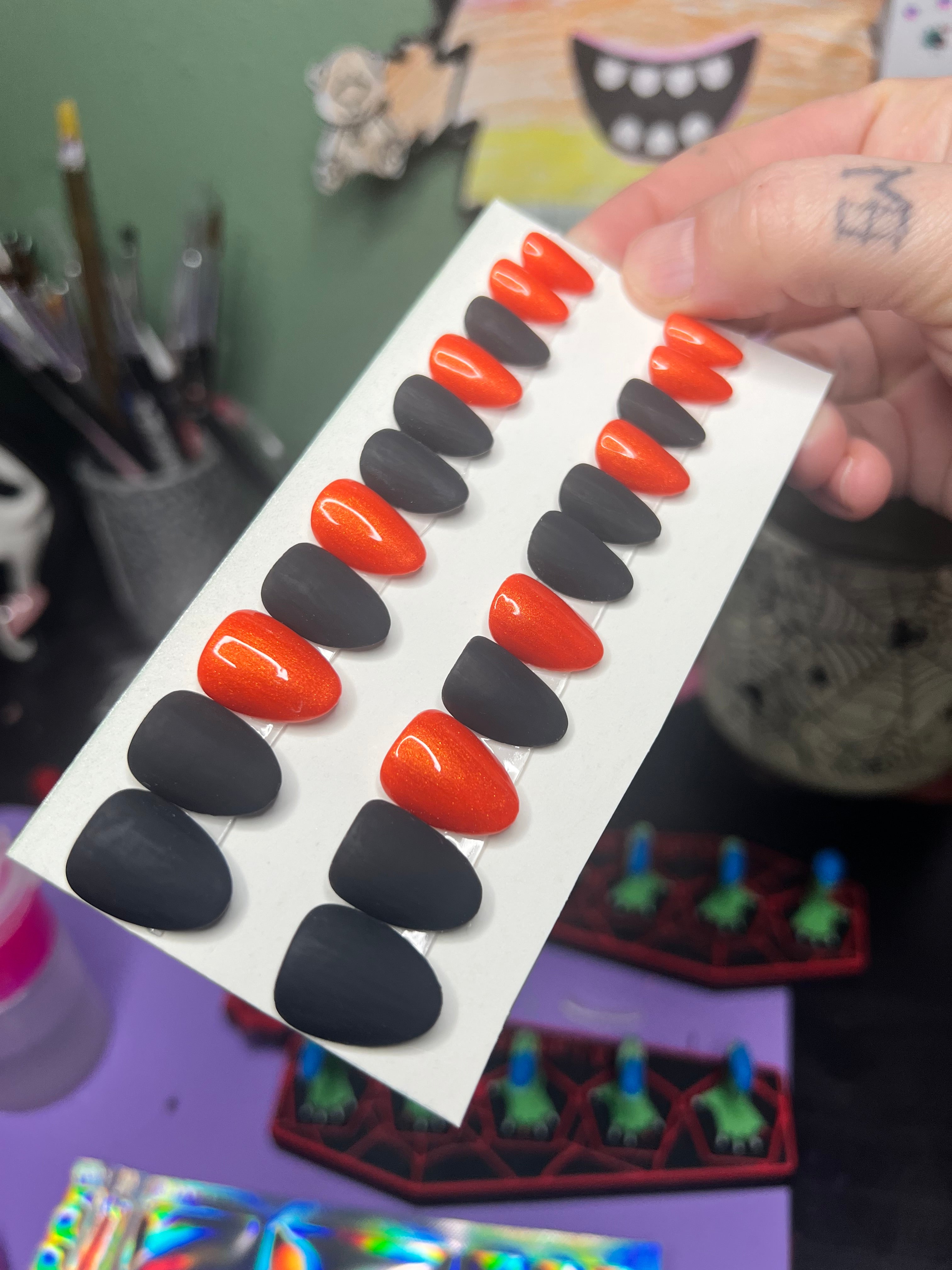 MADE TO ORDER Halloween Press Ons